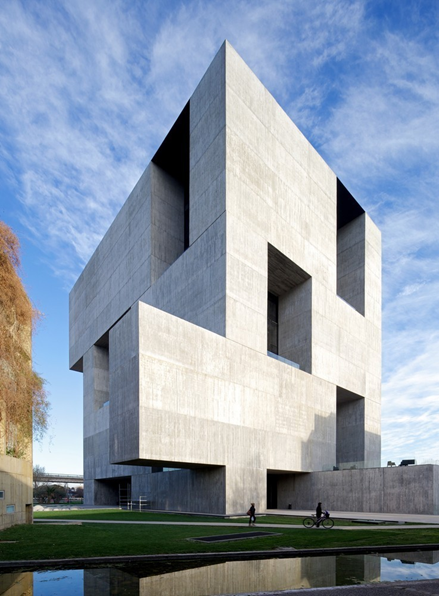 Centre de l’innovation – Architecte Alejandro ARAVENA